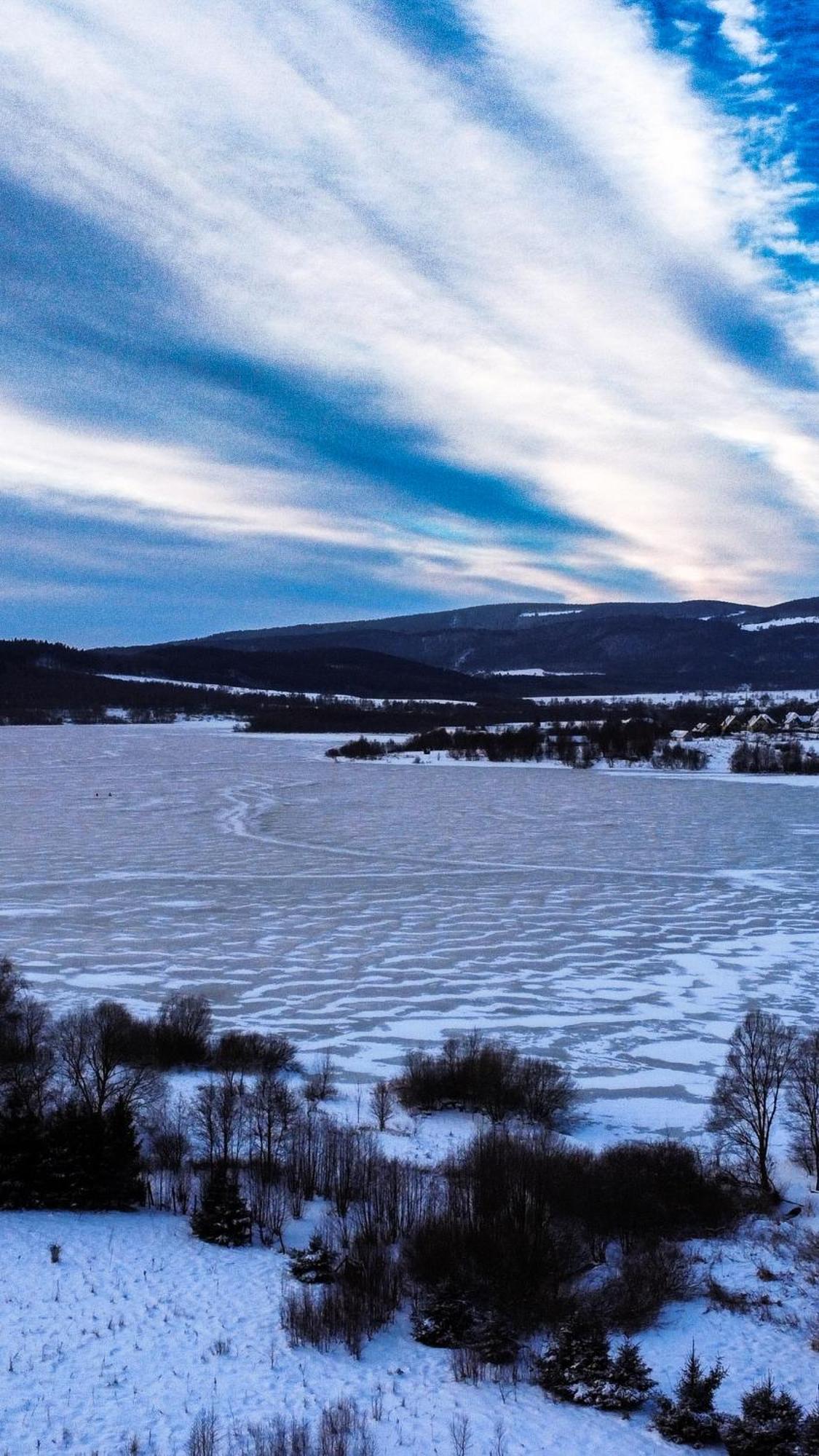 Stanica Pod Zadzierna Domki Caloroczne Любавка Экстерьер фото